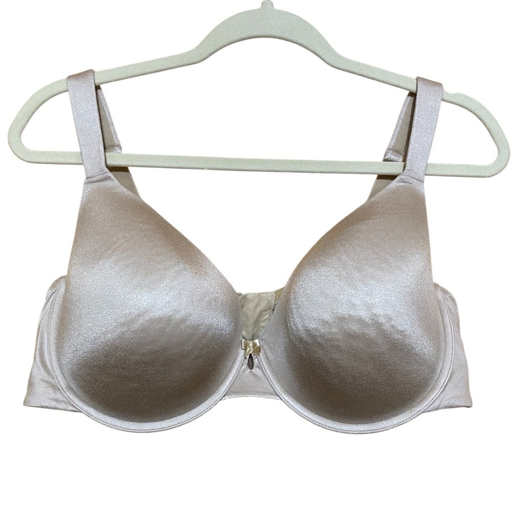 Cacique Lightly Lined T-Shirt Bra in Nude Taupe Color.  Size 46D.